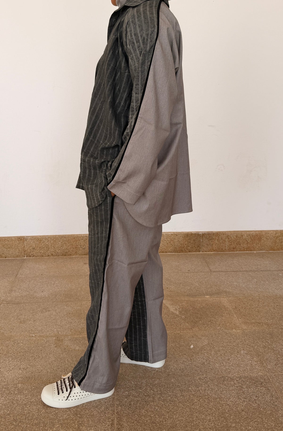 The dual grey set