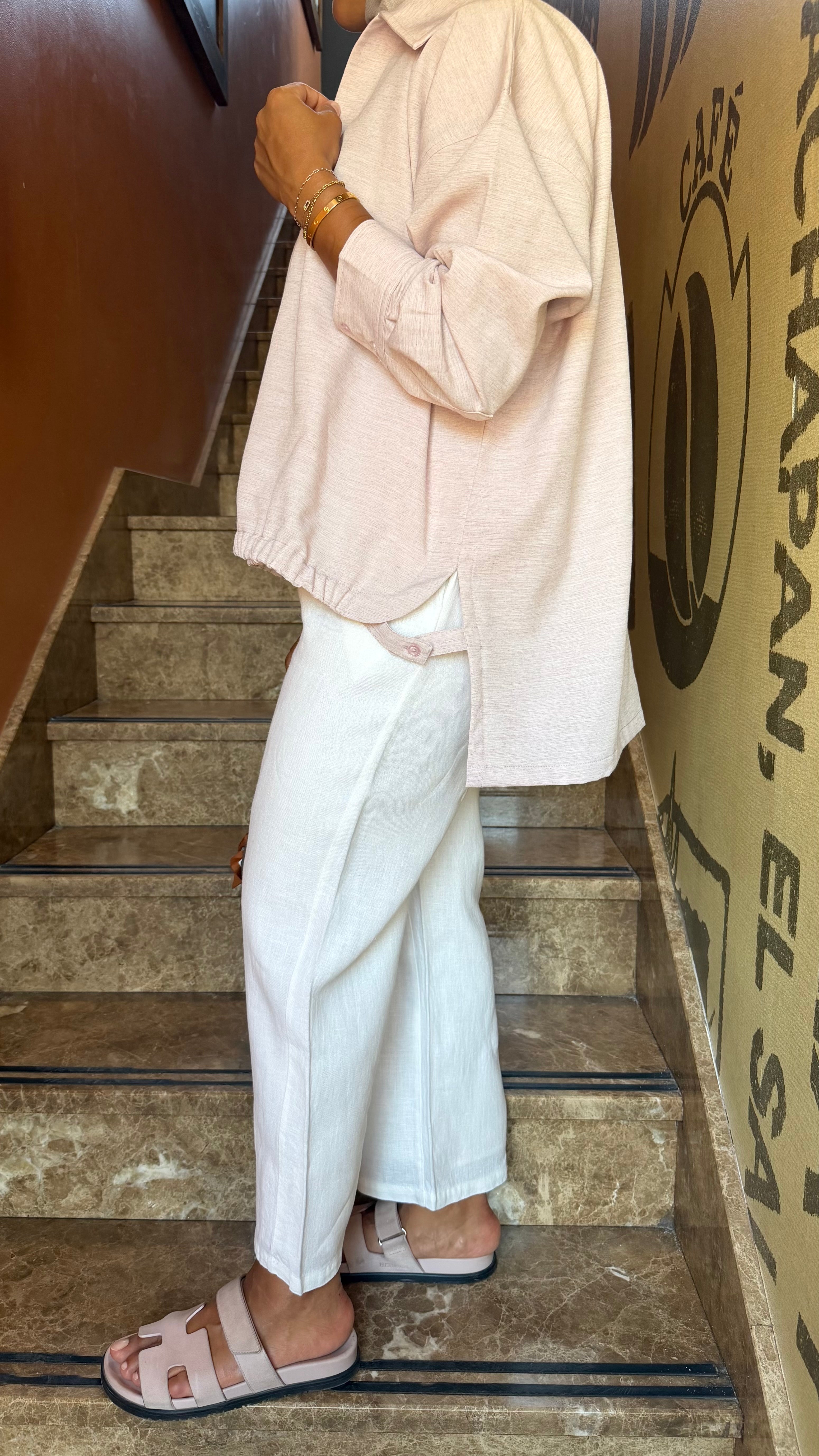 the pink shirt قميص وردي